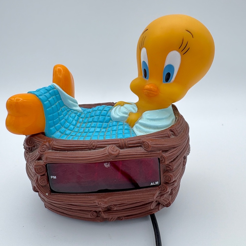 Vintage 1996 TWEETY BIRD ALARM CLOCK - Warner Bros Looney Tunes Westclox